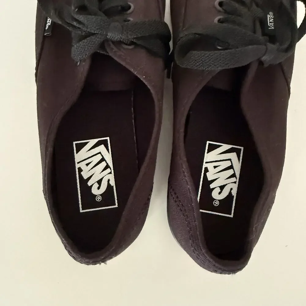 Vans Men's Black Canvas Low Top Lace-Up Sneakers Rubber Sole US 7.5